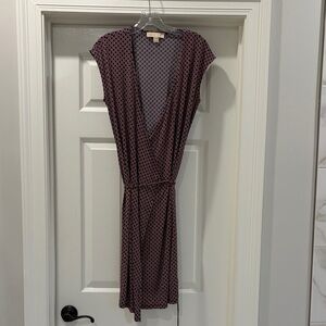 Michael Kors navy and Red Geometric Mini Dress wraps with belt size M.